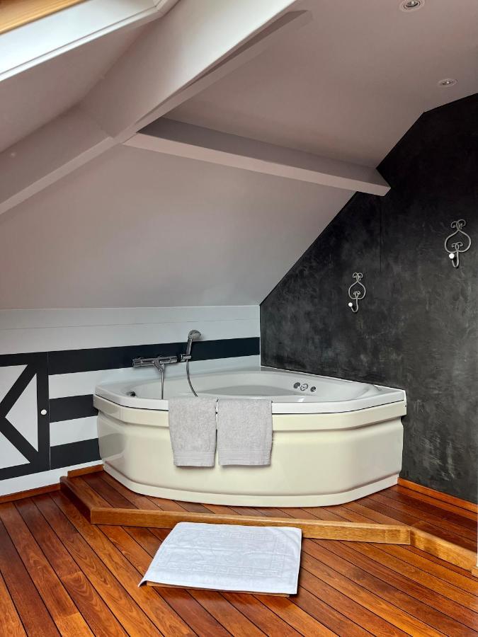 La Borzeux Bed and Breakfast Stavelot Exteriör bild